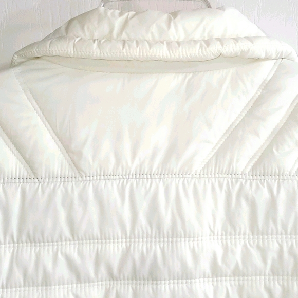 GUESS White Puffer Jacket M NWOT - Picture 6 of 16